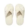 Pantuflas de felpa para mujer con tiras cruzadas, silenciosas y antideslizantes, con suela suave, diseño a rayas beige, adecuadas para el dormitorio, material de algodón, en stock
