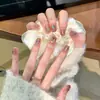 Itens Únicos à Venda: Unhas Usáveis Estilo Ins, Adesivos de Unha Puros e Desejáveis, Peças de Unha Removíveis que Clareiam a Pele, Peças de Unha Longas e Curtas, Produtos de Unha Prontos