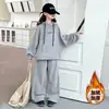 Conjunto de Moletom Duas Peças para Meninas Estilo Coreano Roupa Esportiva Outono para Crianças Maiores Conjunto de Calça com Capuz Cor Sólida Solto Estilo Coreano