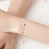 Pulsera de Plata de Ley S925 Color Tesoro Estilo Francés de Nicho para Mujer, Lujo Ligero, Elegante, Exquisita, Gama Alta, Ajustable