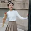 Suéter de Tricô Meia-Gola Estilo Francês para Mulheres, Outono 2026 Novo Top Slim Fit de Renda para Camada Base, Corte Regular