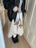Bolso de Hombro Grande de Gran Capacidad Informal Estilo Coreano para Viajes Diarios para Mujer Otoño e Invierno 2025 Nuevo Bolso Tote Frosted Retro de Moda