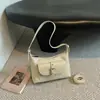 Bolsa feminina de alto valor, moderna e casual, nova bolsa quadrada pequena outono 2026, estilo simples e descontraído, bolsa transversal de cor sólida