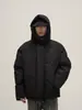 Suministro directo de fábrica invierno belleza moda diseño de alta gama sentido de diseño nicho con capucha chaqueta acolchada de algodón para hombre abrigo de calle europeo y americano amantes moda