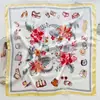 Novo Lenço Quadrado Pequeno de Seda 70cm para Mulheres, Lenço Estampado Versátil para Moda Primavera e Outono, Lenço de Cabeça Combinando com Camisa, Amarra para Bolsa Multifuncional