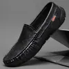 Mocasines para Hombre 2026 Nuevo Otoño/Invierno Forrados de Felpa Piel Suave Zapatos de Cuero Cálidos para Hombre Zapatos Casuales de Moda