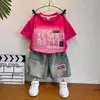 Conjunto de ropa de verano 2025 para niño fresco y guapo ropa infantil niño verano ropa infantil moderna fresca a la moda manga corta atractivo