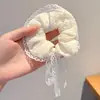 Scrunchie Deslumbrante Estilo Zhao Lusi para Mulheres, Elástico de Cabelo de Alta Qualidade, Corda para Coque, Acessório de Cabelo por Xu Yan