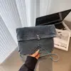Bolso de Mezclilla Retro Nuevo Versión Coreana 2025 con Costuras y Cadena, Bolso Cruzado de Hombro Único, Bolso de Mano para Estudiante