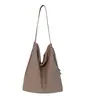2026 Bolso de Hombro de Nylon de Gran Capacidad Estilo Coreano Nuevo para Mujer, Bolso Tote Casual Suave y Esponjoso Acolchado Estilo Perezoso para Estudiante y Viajero