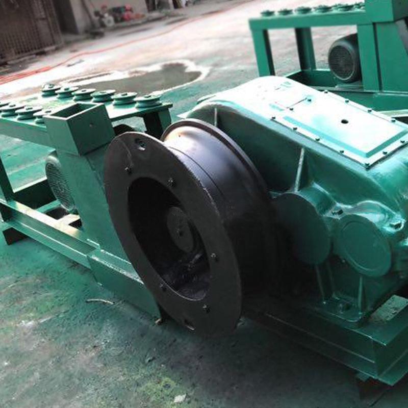 9052798022_1226188973