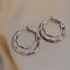 Brincos de Argola Grandes Dourados Multicamadas para Mulheres 2026 Novo Estilo Popular para Rostos Quadrados e Redondos, Brincos de Nicho de Luxo Leve de Alta Qualidade
