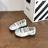Outono de 2025 Novo Sapatilha Raso Vazado para Meninas Sapatilha Ballet Macia Sola Macia Sapatos Mary Jane Infantis