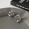 Pendientes Irregulares de Metal Líquido para Hombres y Mujeres, Pendientes Huecos Elegantes y de Moda, Estilo Moderno y Genial, Pendientes de Alta Gama