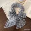 Lenço de Seda Longo Estreito com Bolinhas Marrom Francês Feminino 2026 Novo Estilo Acessório de Moda Acessório de Pescoço Faixa de Cabelo Tira Longa Fita Fluida