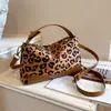 Bolso Retro de Gamuza con Estampado de Leopardo Otoño Invierno Nuevo de Moda de Nicho Bolso de Hombro Único Bolso Cruzado Versátil de Gran Capacidad