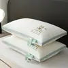 Relleno de almohada para hoteles de estrellas, uso doméstico, grado A, almohada para dormir de grado materno e infantil, almohada individual para dormitorio de estudiante, par de rellenos de almohada al por mayor