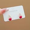 Aretes Rojos Estilo Retro Hong Kong para Mujer 2025 Nueva Moda Elegante Celebridad de Internet Alta Gama Lujo Ligero Aretes de Otoño e Invierno