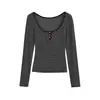 Camiseta Listrada Color Block Tendência de Manga Longa para Mulheres, Novo Top Cropped Americano de Botão Slim Fit para Outono