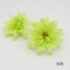 Venta al por mayor del fabricante Cabeza de Crisantemo Llama Simulada Cabeza de Crisantemo de Aguja de Pino Garra de Cangrejo Decoración de Flores Artificiales Accesorios para Cabello con Flor Artificial para DIY