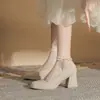 Zapatos de Mujer Jin Gang CH7002-1 Mary Jane de Tacón Grueso 2024 Nuevos Primavera y Otoño de Combinación Universal Tacones Altos Zapatos de Boca Baja para Mujer