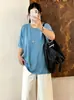 Camiseta feminina casual de manga curta e gola redonda plus size, coleção de outono 2026, top de malha versátil de corte solto para mulheres curvilíneas
