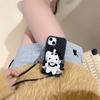 Popular Creative Cake KT Doll Back Clip para iPhone16promax Capa de telefone para Apple 15Pro Crossbody