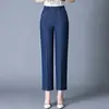 Pantalones de mezclilla suaves para mujer, largo cropped, estilo fino de verano, frescos al tacto, adecuados para madres de mediana edad y mayores, tiro alto, pierna recta casual, pantalones casuales talla grande