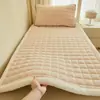 Colchón de Terciopelo de Leche Engrosado para Clase Transfronteriza en Vivo Cubierta de Cama Tatami Doméstica Colchón Plegable Individual para Siesta en Dormitorio