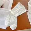 Calcetines blancos de encaje hasta la mitad de la pantorrilla, de malla hueca fina de verano, estilo Miu, inspirados en el ballet, sin costuras, holgados para el posparto