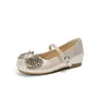 Mules populares de estilo francés con lazo de pedrería y punta cerrada para mujer, nuevo modelo verano 2026, zapatos de vestir versátiles de punta cuadrada