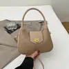 Bolsa Feminina Transfronteiriça 2025 Nova Bolsa de Palha Portátil Bolsa de Ombro Feminina Simples Bolsa Transversal com Corrente Textura Bolsa Pequena