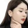 Pendientes Cuadrados de Plata S999 Incrustados con Diamantes para Mujer Lujo Ligero Lujo Ligero Pendientes Hip-hop Rock Europeos y Americanos Joyería de Moda Versátil