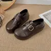 Sapatos pequenos de couro estilo britânico com aumento interno de altura, sapatos plataforma grossos da moda com fivela, sapatos femininos para calçar sem cadarço, novo modelo de outono 2026