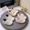 Zapatillas Deportivas de Moda con Suela Suave para Niños 2026 Nuevos Zapatos Casuales para Niños Primavera y Otoño Zapatos Casuales de Moda para Bebé para Caminar