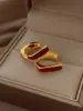 Brincos de Luxo Leve Estilo Francês com Toque de Alto Padrão para Mulheres Gota d'Água Estilo Coreano Brincos de Nicho Versátil Fivela de Orelha Distintiva Clipe de Orelha com Design de Meia-Lua