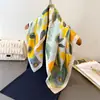 Lenço Estampado com Atmosfera Vibrante em Seda Sintética, Xale de Luxo, Lenço de Pescoço Versátil, Lenço Quadrado Pequeno, Lenço de Cabeça, Lenço Feminino