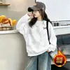 Novedades transfronterizas otoño e invierno sudaderas para niños medianos y grandes tops básicos de manga larga para niñas con estampado de lazo degradado europeo y americano