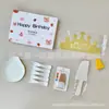 Juego de cuchillo, tenedor y plato para pastel en caja de regalo cinco en uno, juego de vajilla desechable para postres, juego de vajilla para pastel de cumpleaños