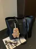 Bolsa de Gran Capacidad Transfronteriza Moda Femenina Bolso de Hombro Único Nuevo Estilo 2026 Tendencia Bolso para Viajes Diarios de Mujer Sensación de Alta Gama Para Clase Bolso Tote