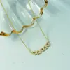 Collar de corazón calado de moda para mujer, estilo coreano y japonés, fresco y versátil, bañado con cinco corazones entrelazados, incrustado con circonita, choker para clavícula