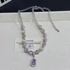Cadena para Clavícula de Cristal con Colgante de Calabaza Morada Microincrustada de Lujo Super Hada para Mujer, Elegante, Versátil, de Alta Gama, Moderna