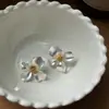 Brincos de Flor com Gotejamento de Óleo Estilo Minimalista Agulha de Prata, Tarraxas de Orelha de Temperamento High-End de Luxo Leve, Acessórios de Orelha Versáteis de Nicho Coreanos