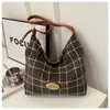 Bolsa Transversal Listrada Étnica Vintage 2024 Nova Bolsa Mensageira de Grande Capacidade Bolsa de Ombro Casual Artística Japonesa Tendência
