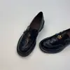 Sapatos femininos populares de sola grossa, novidade outono 2026, estilo retrô britânico, casuais, versáteis, sola macia, confortáveis, sapatos femininos de couro