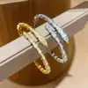 Pulsera de Moda Europea y Americana con Diamantes Completos en Forma de Serpiente para Mujer Exquisito Anillo de Mano de Latón con Circonita Joyería de Alta Calidad de Venta Caliente Transfronteriza
