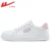 Zapatos de meter para mujer 2026 zapatillas blancas de caña baja para mujer, zapatillas deportivas para mujer de primavera y otoño, zapatillas casuales transpirables versátiles para mujer