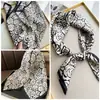Pañuelo de Seda para Mujer 2025 Estilo Nuevo, Pañuelo Cuadrado Pequeño para el Cuello, Apto para la Piel, Regalo para Mamá, Combina con Camisas, Pañuelo Cuadrado de 70, Pañuelo para el Cuello