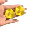 Pendientes Azules Klein con Flor, Modelo Nuevo 2026, Pendientes Florales con Diamantes Brillantes, Moda de Nicho, Pendientes Elegantes para Mujer