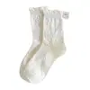 Calcetines blancos con volantes de encaje para mujer, longitud hasta la mitad de la pantorrilla, estilo ballet, transpirables, absorbentes del sudor, borde de burbuja, estilo primavera y otoño, calcetines para niñas